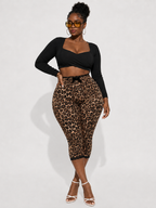 Leopard Curve Capri