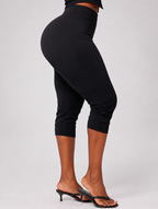 Sculpted Sleek Capri Pants